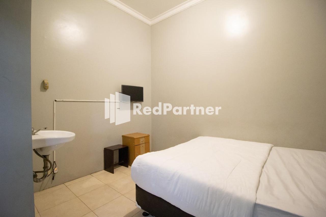 Hotel De Kost Mitra Reddoorz Surakarta (Solo)